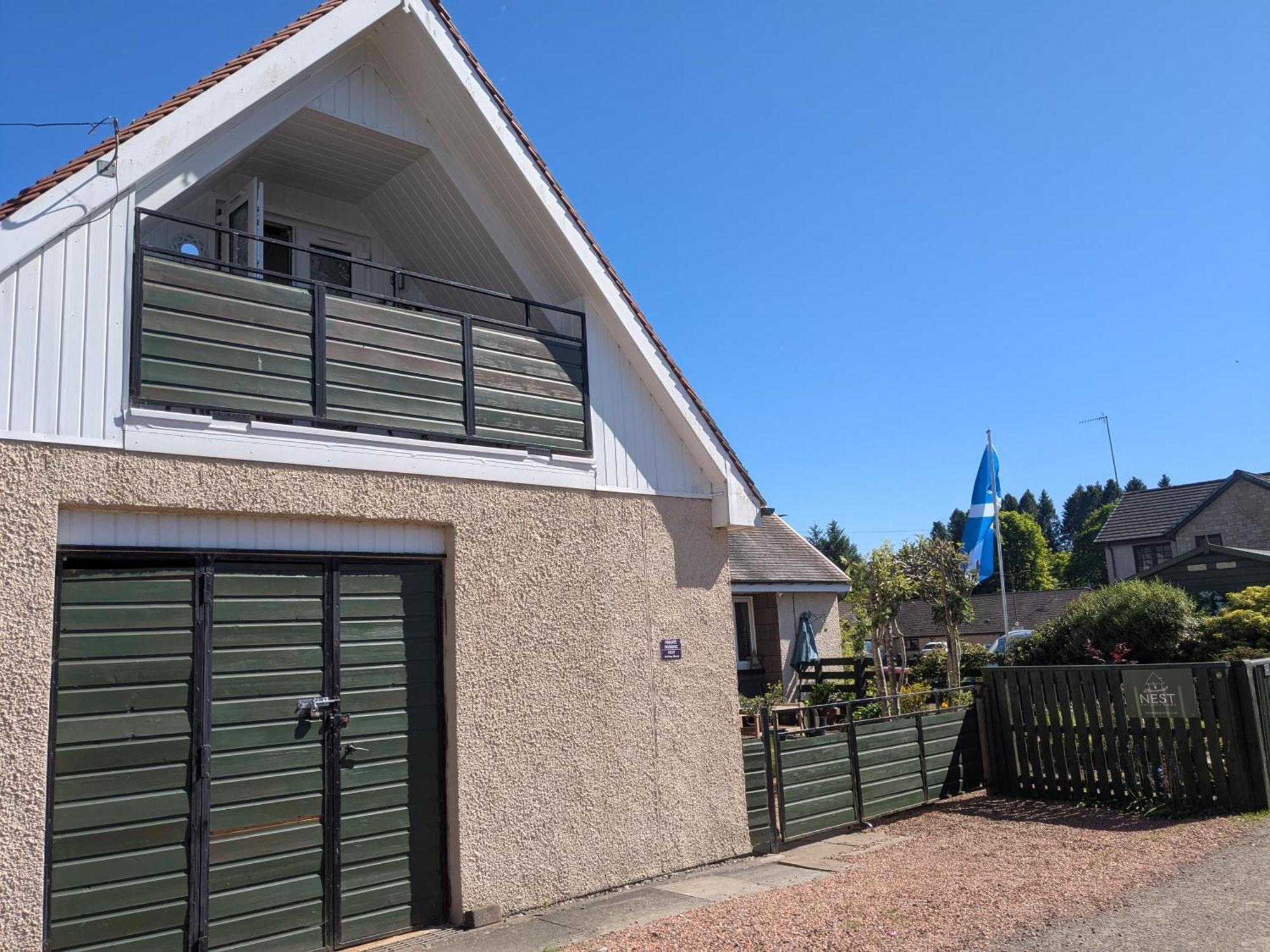 Nest Holiday Home Central Callander, Trossachs Self-Catering Екстериор снимка